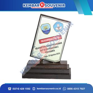 Contoh Model Plakat DPRD Kabupaten Bengkayang