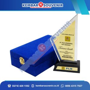 Model Piala Akrilik PT BANK ACEH SYARIAH
