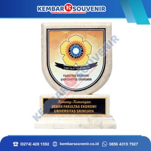 Piala Bahan Akrilik Pemerintah Kabupaten Belu