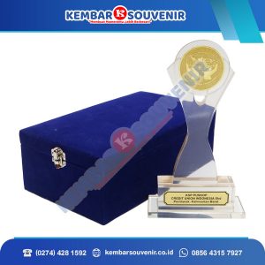 Souvenir Wayang Bank Pembangunan Daerah Jawa Timur Tbk