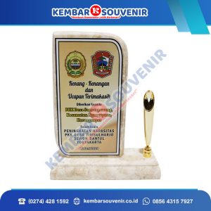 Trophy Plakat Nusa Konstruksi Enjiniring Tbk