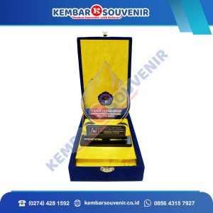 Trophy Plakat PT Pratama Abadi Nusa Industri Tbk.