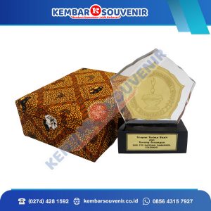 Souvenir Hadiah Lomba Premium Harga Murah