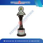 Piala Akrilik Politeknik Akamigas Palembang
