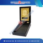 Piala Bahan Akrilik DEUTSCHE BANK AG