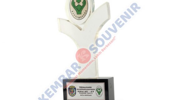 Piala Bahan Akrilik Pemerintah Kabupaten Belu